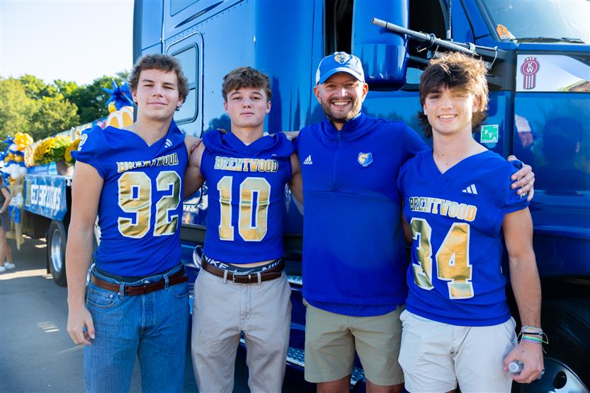 Schools celebrate homecomings